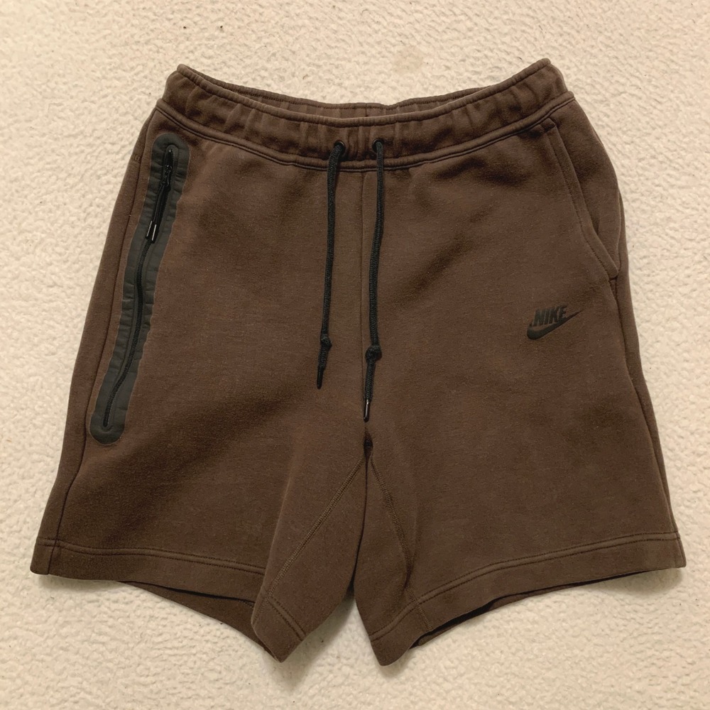 Nike Tech Fleece Shorts Mens Medium 29x7 Pockets Stretch Cacao Brown FB8171-237